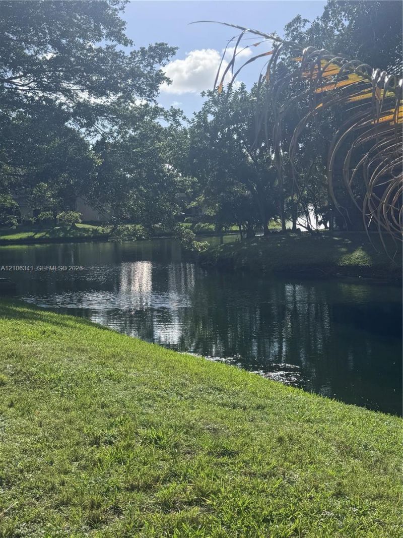120 SW 96th Ter, Unit 103, Plantation, FL 33324 Photo