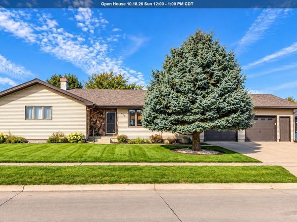 109 Elm Street, Sloan, IA 51055