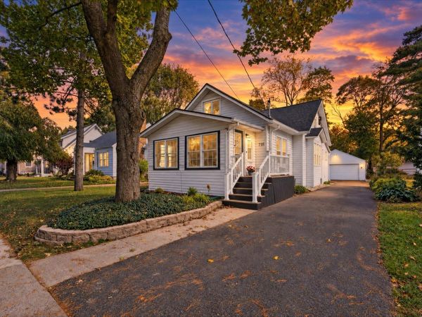 718 Pinehurst Boulevard, Kalamazoo, MI 49006