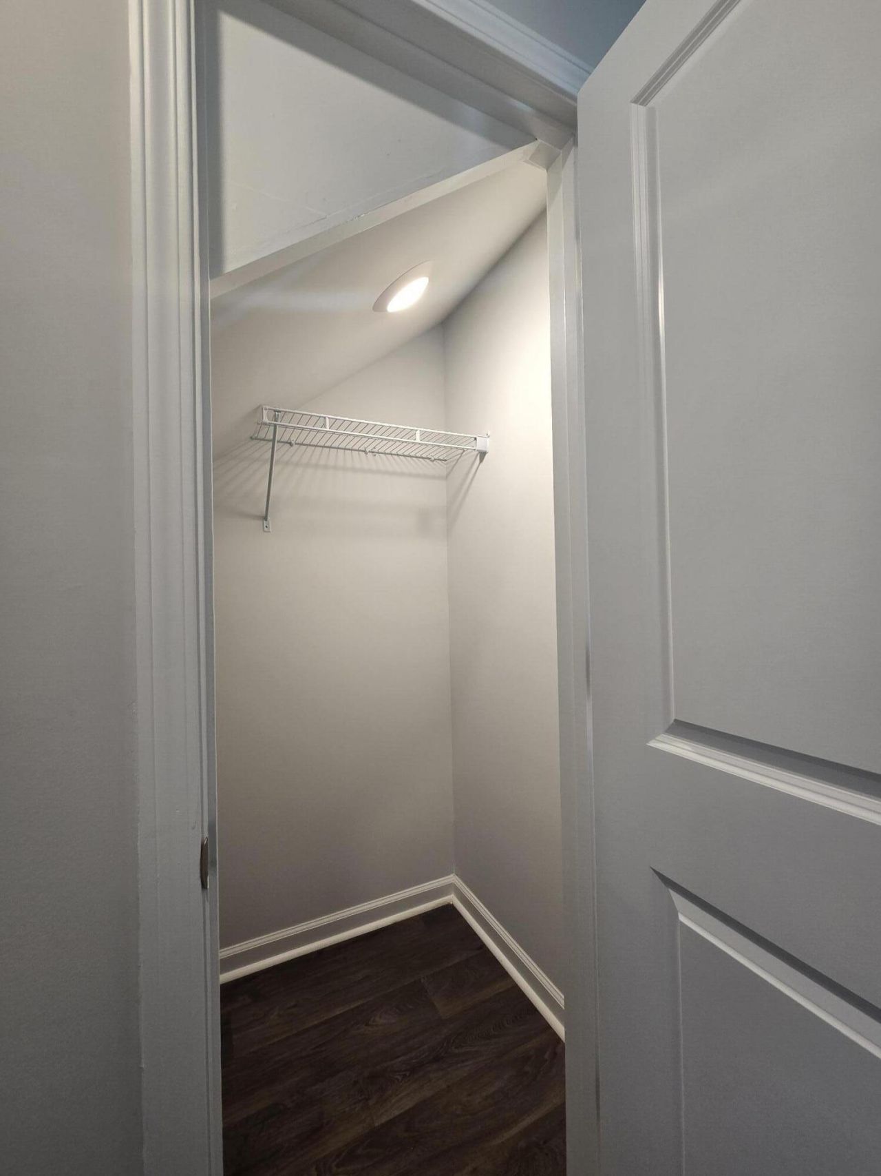 147 Haventree Court Photo 4