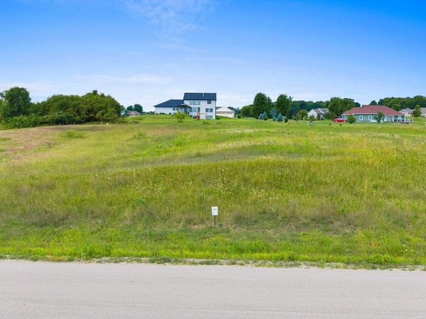 N205 BRAIRWOOD LANE, Fremont, WI 54940