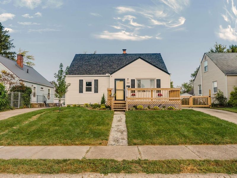 788 E Brighton Road , Columbus, OH 43224 Photo 2