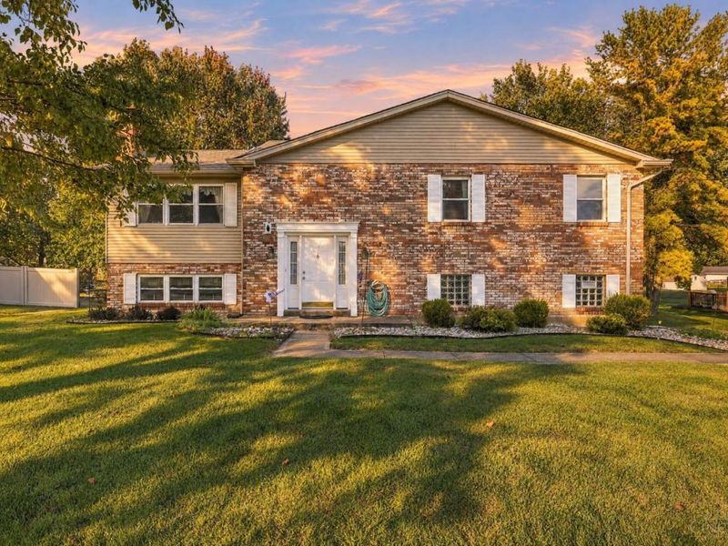 7728 Parktown Drive, West Chester, OH 45069 Photo 2