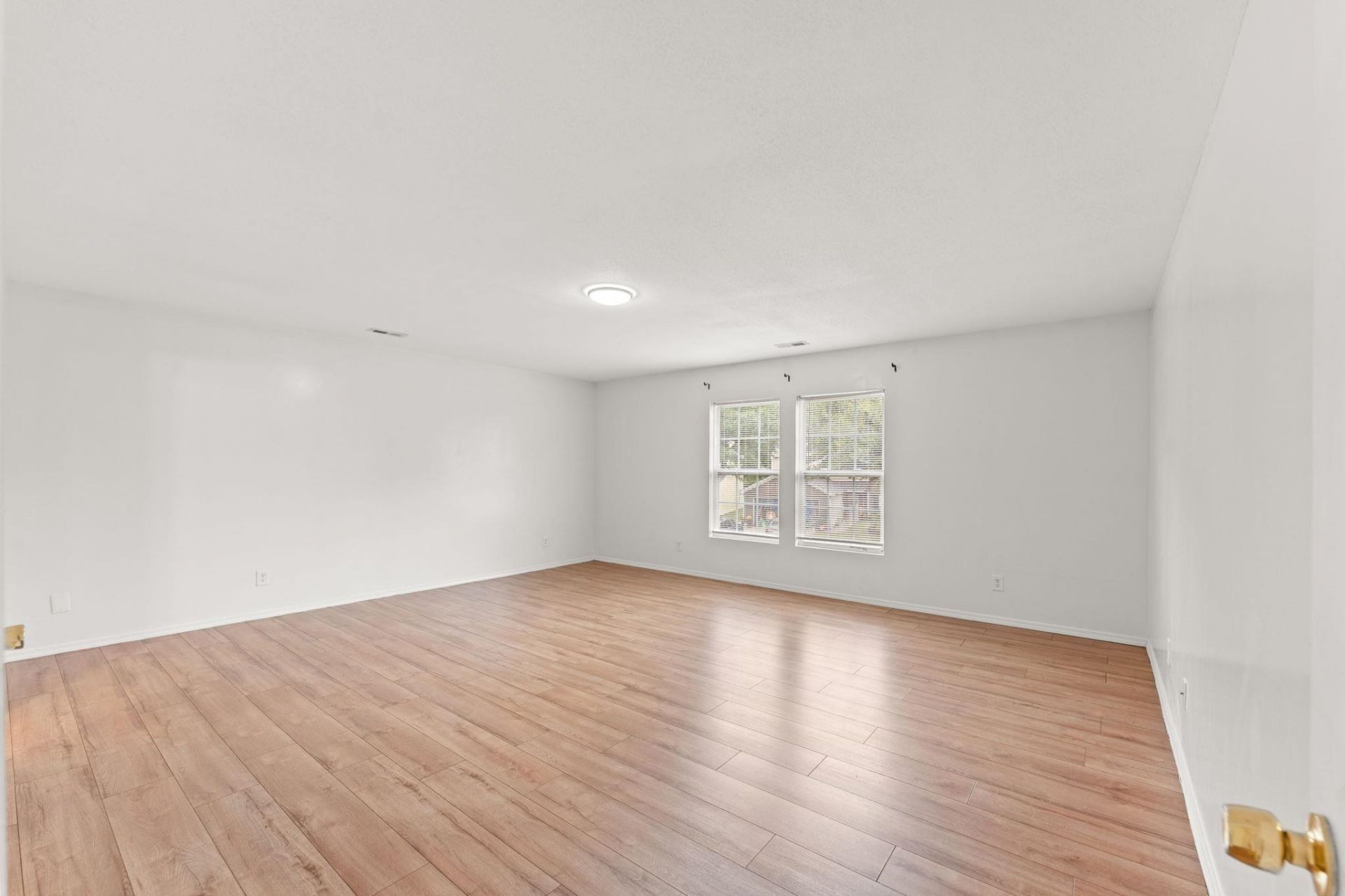 729 Dragonfly Dr. Photo 13