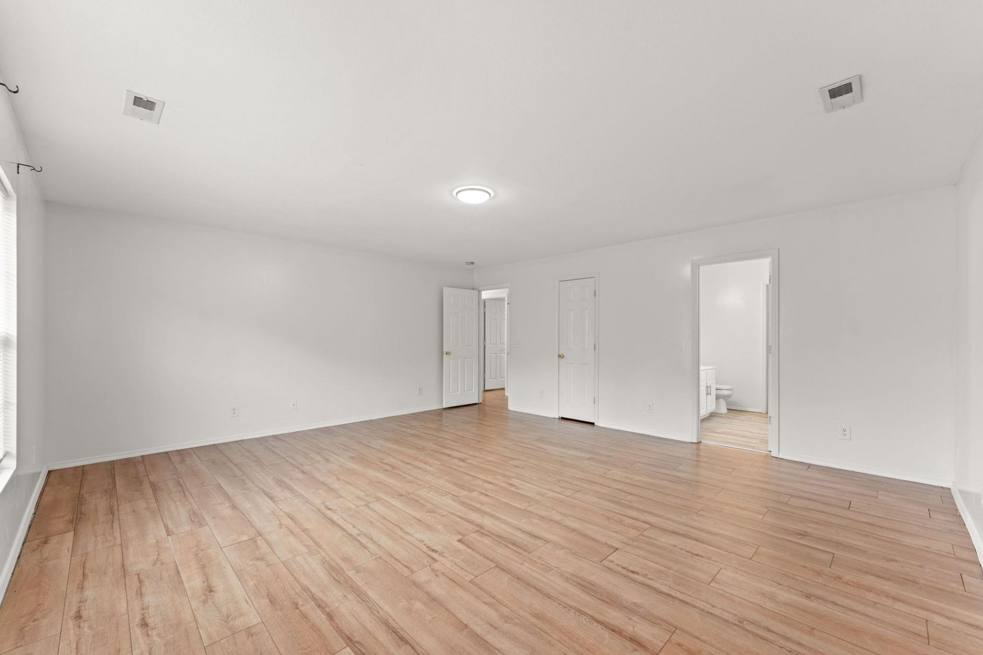 729 Dragonfly Dr. Photo 14