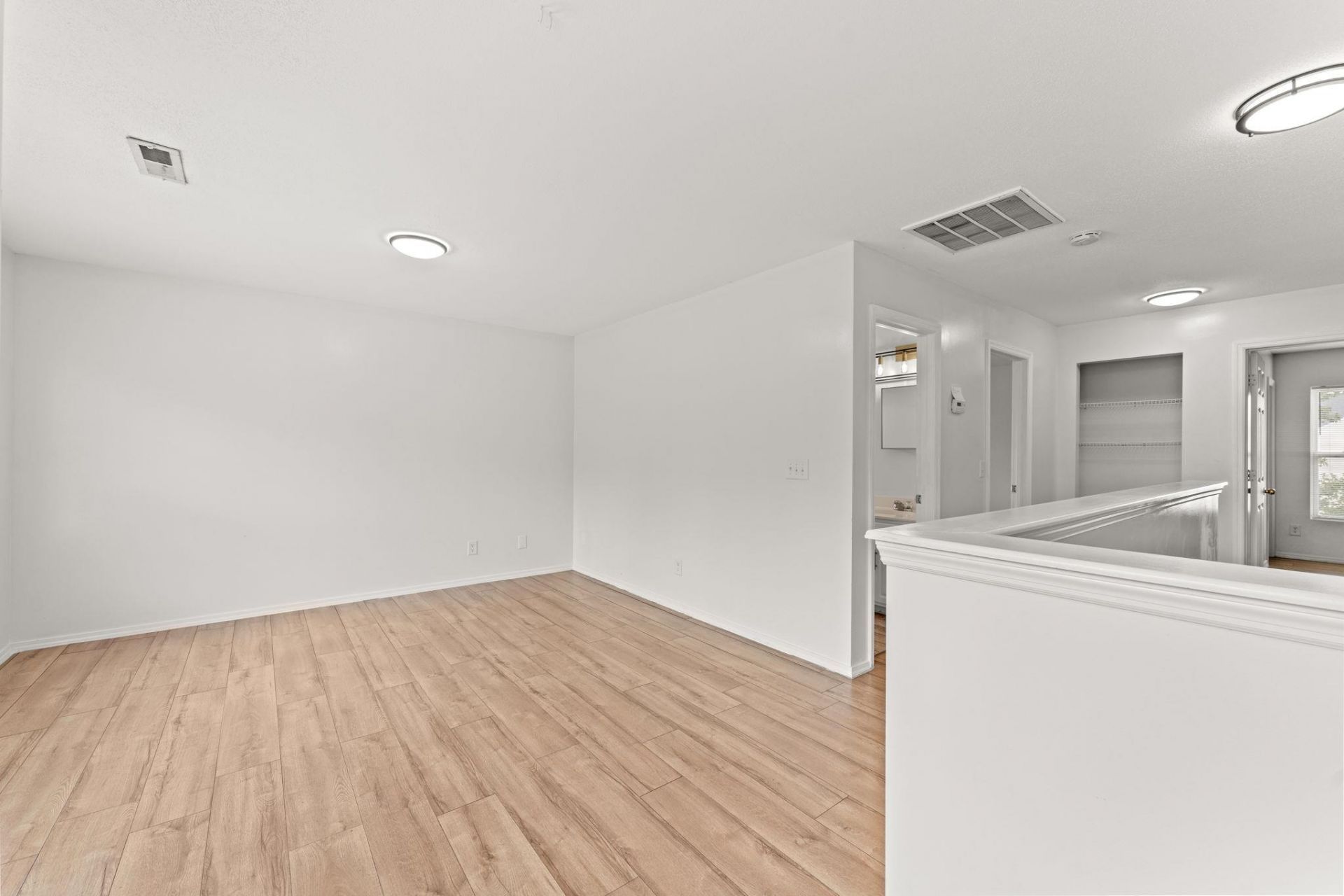 729 Dragonfly Dr. Photo 23