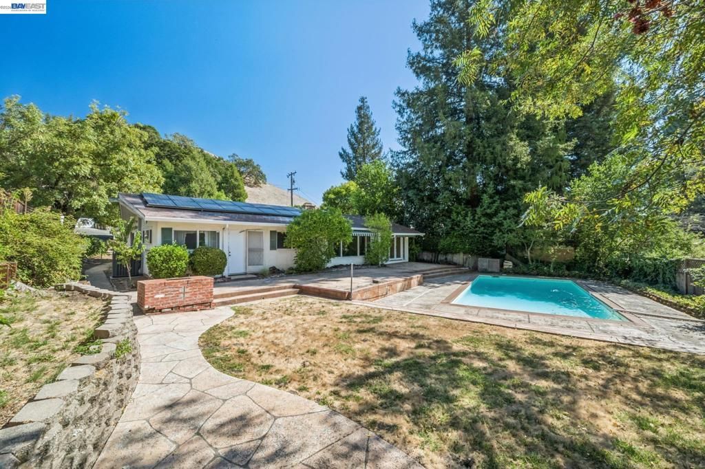 1110 Sierra Vista Way, Lafayette, CA 94549 Main Photo