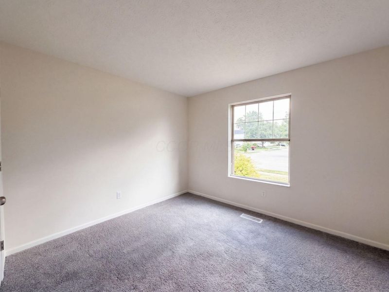 3223 Berkley Pointe Drive , Columbus, OH 43230 Photo 12