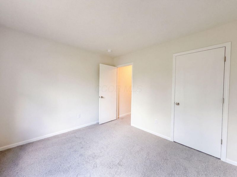 3223 Berkley Pointe Drive , Columbus, OH 43230 Photo 13