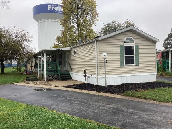 1730 Port Clinton Road, Unit 32, Fremont, OH 43420