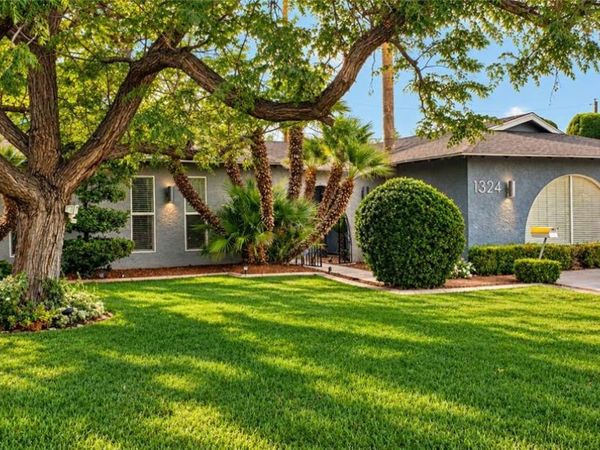 1324 Ormsby Street , Las Vegas, NV 89102