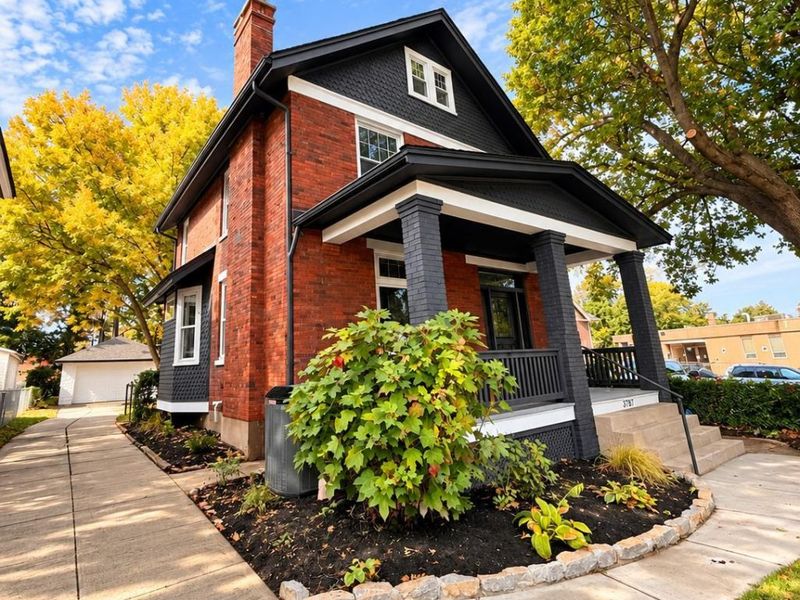 3787 Hyde Park Avenue, Cincinnati, OH 45209 Photo 2