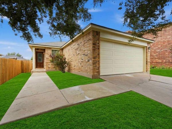 5624 Sunday Silence DR, Del Valle, TX 78617