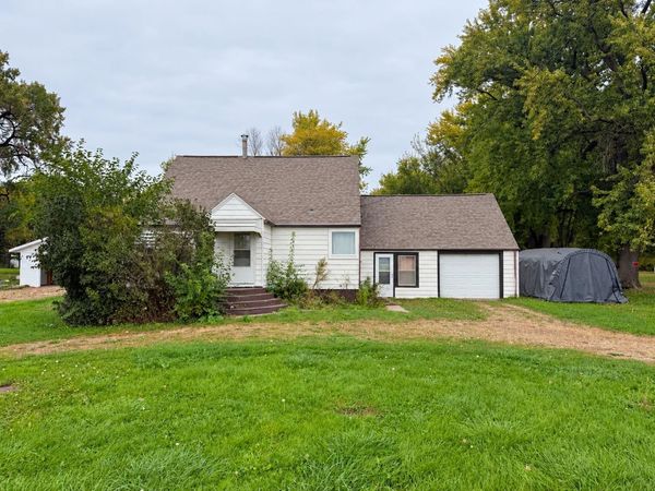 130 Cottonwood Drive , Rossie, IA 51357