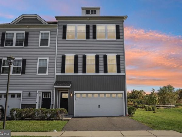 1 SIENNA WAY, MOUNT LAUREL, NJ 08054
