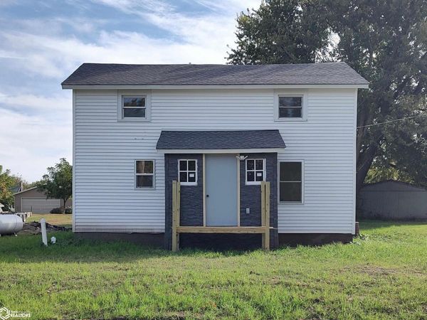 304 Buhrow Street, Laurel, IA 50141