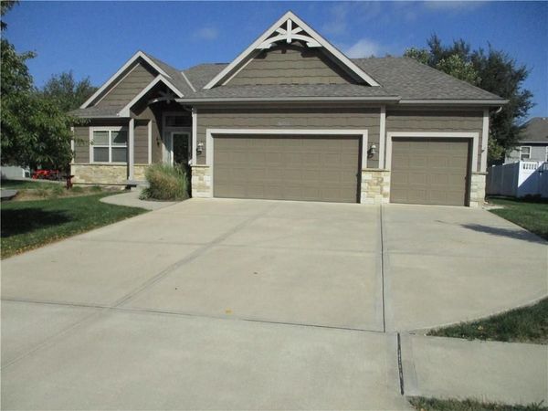 28696 W 161st Street, Gardner, KS 66030