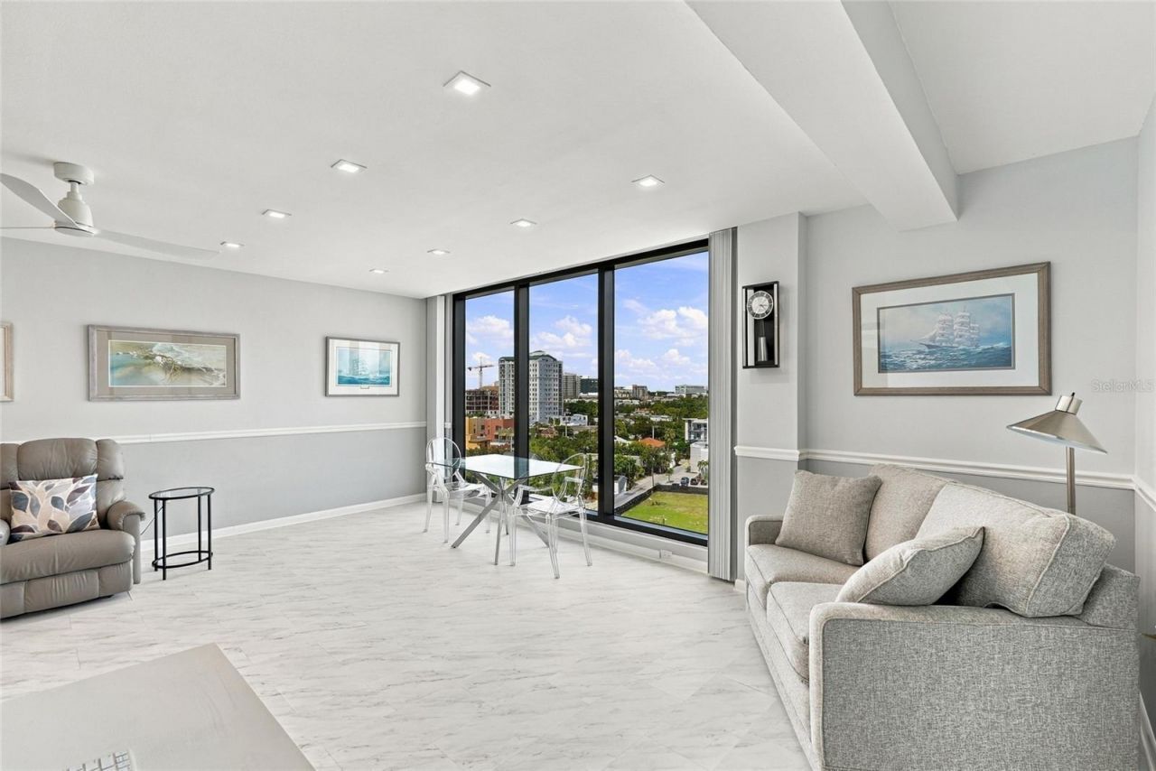 707 S Gulfstream Avenue , Unit 1006, Sarasota, FL 34236 Photo