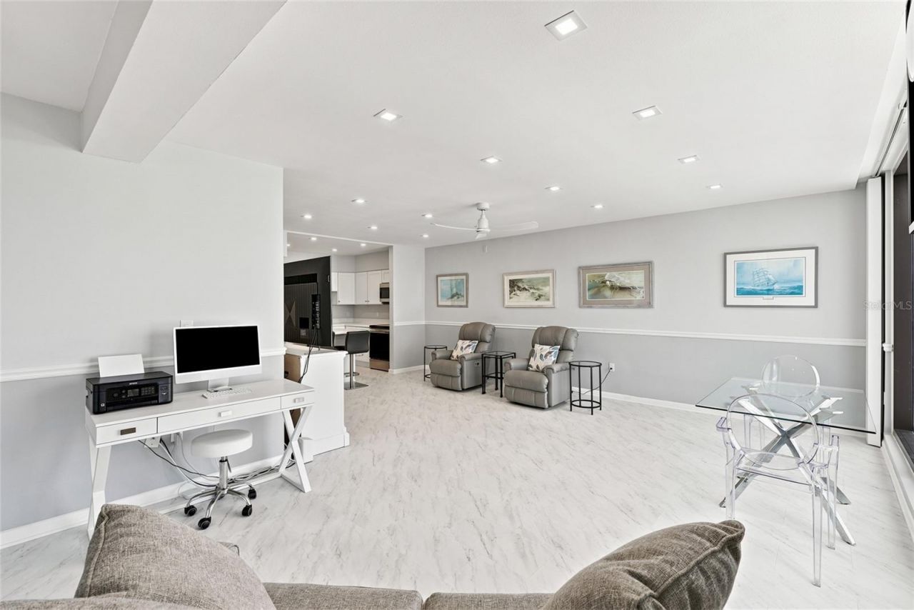 707 S Gulfstream Avenue , Unit 1006, Sarasota, FL 34236 Photo