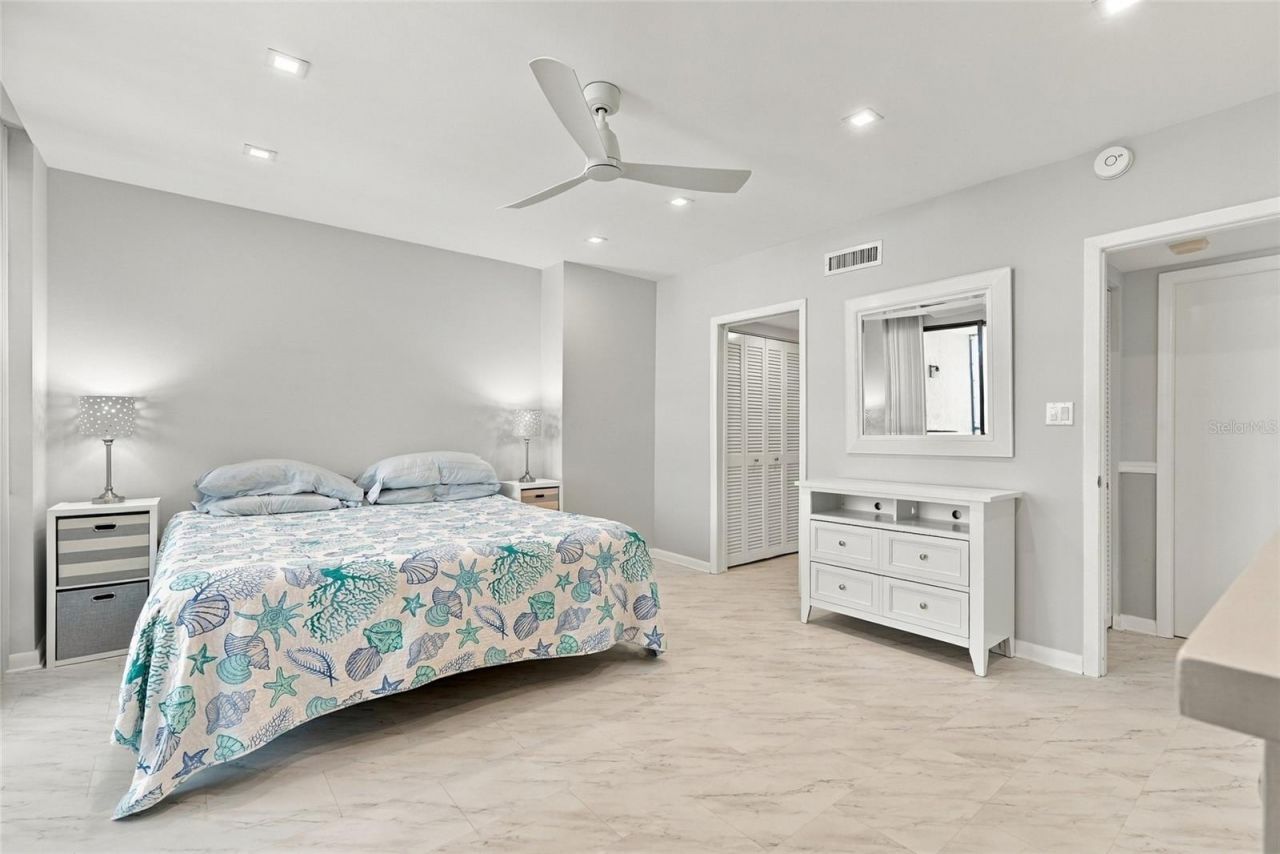 707 S Gulfstream Avenue , Unit 1006, Sarasota, FL 34236 Photo