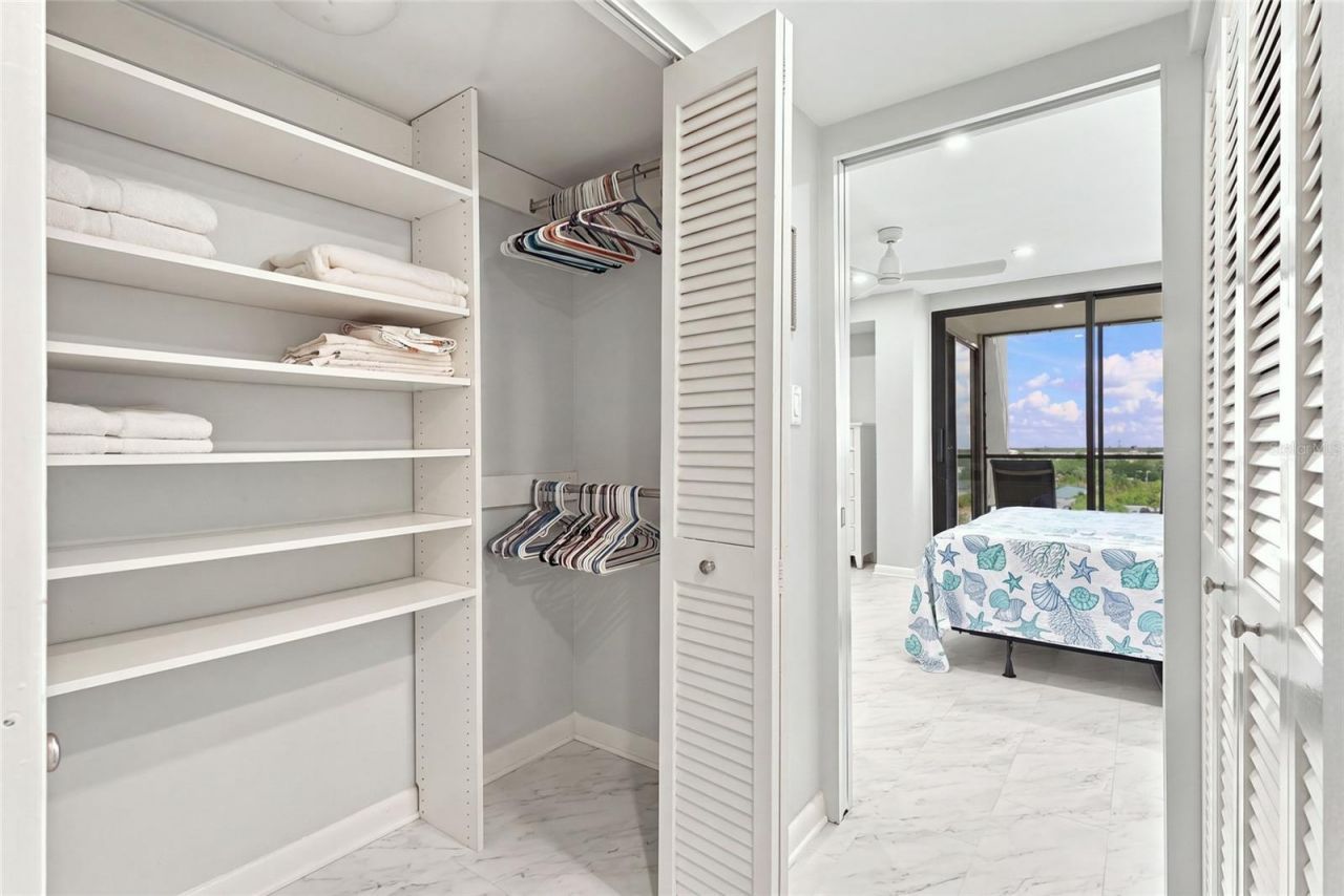 707 S Gulfstream Avenue , Unit 1006, Sarasota, FL 34236 Photo