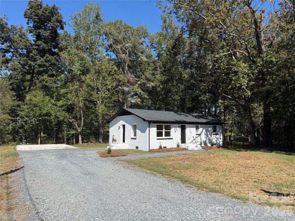 3806 Vanderburg Drive S, Concord, NC 28025