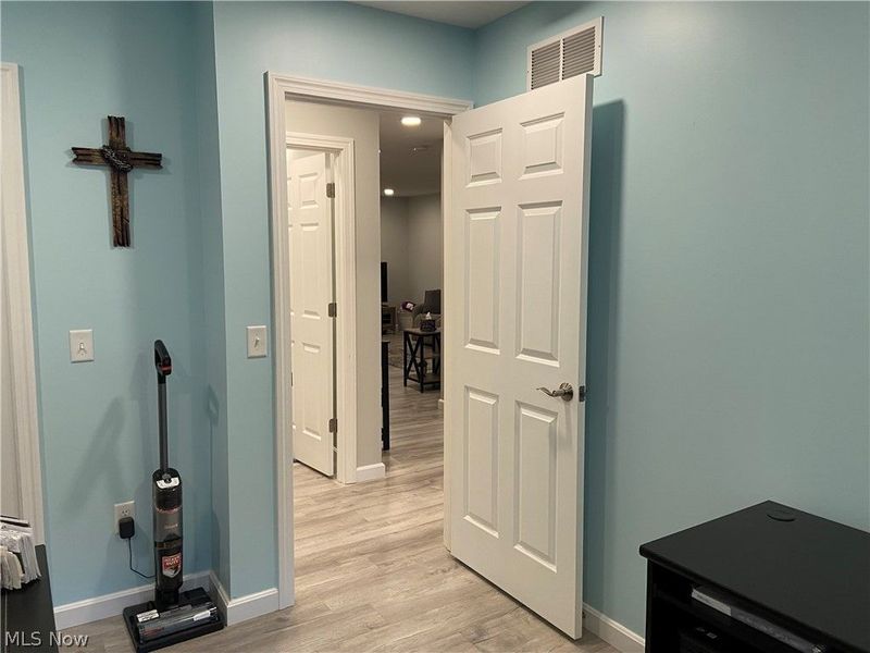1300 2nd Street NW, New Philadelphia, OH 44663 Photo 25