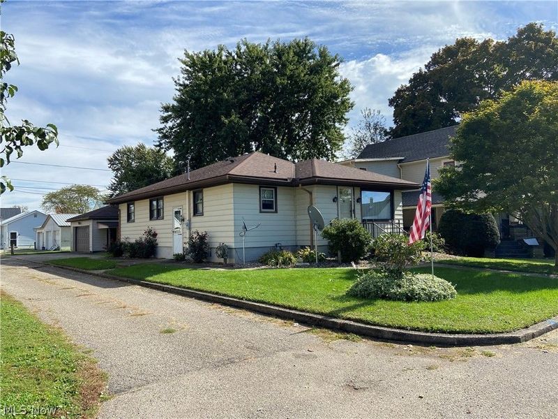 507 Wood Avenue, Newcomerstown, OH 43832 Photo 1