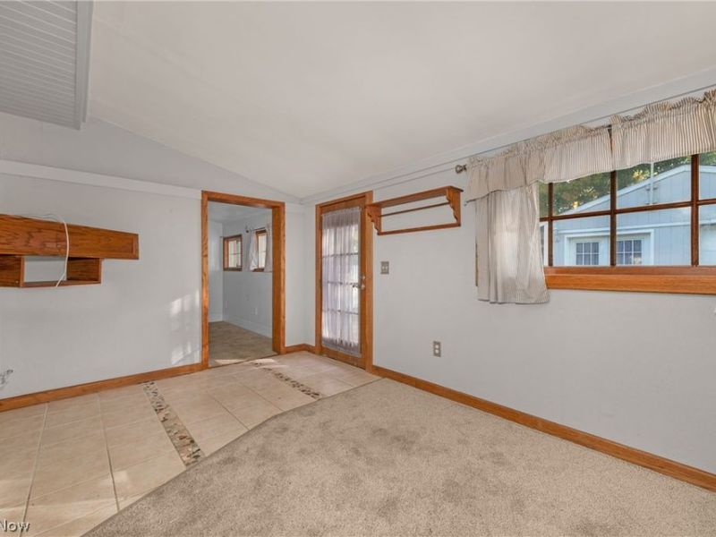 820 Longson Avenue, Elyria, OH 44035 Photo 18