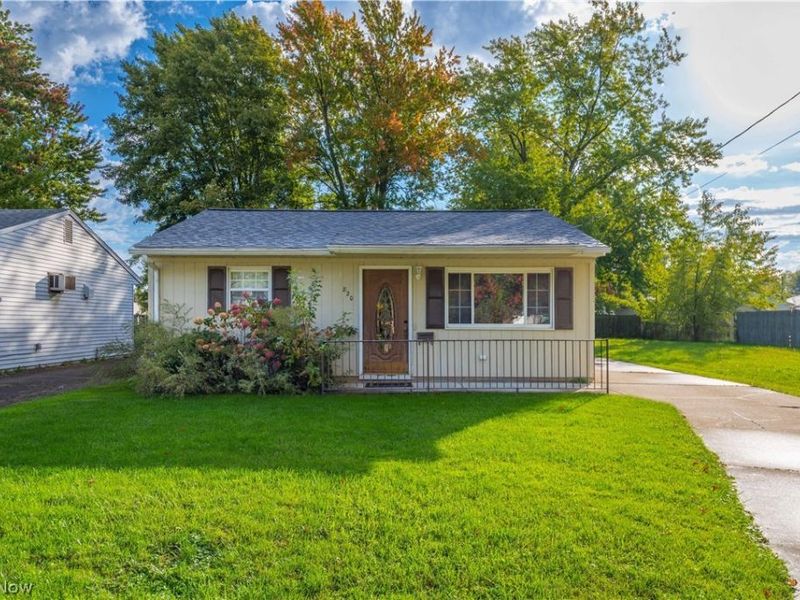 820 Longson Avenue, Elyria, OH 44035 Photo 2