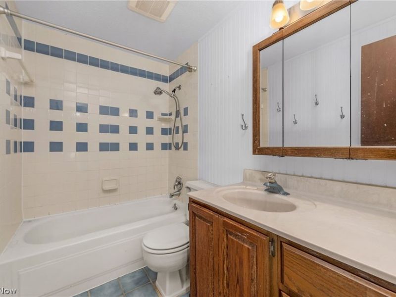 820 Longson Avenue, Elyria, OH 44035 Photo 25