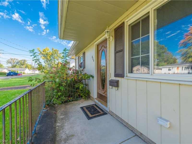 820 Longson Avenue, Elyria, OH 44035 Photo 6