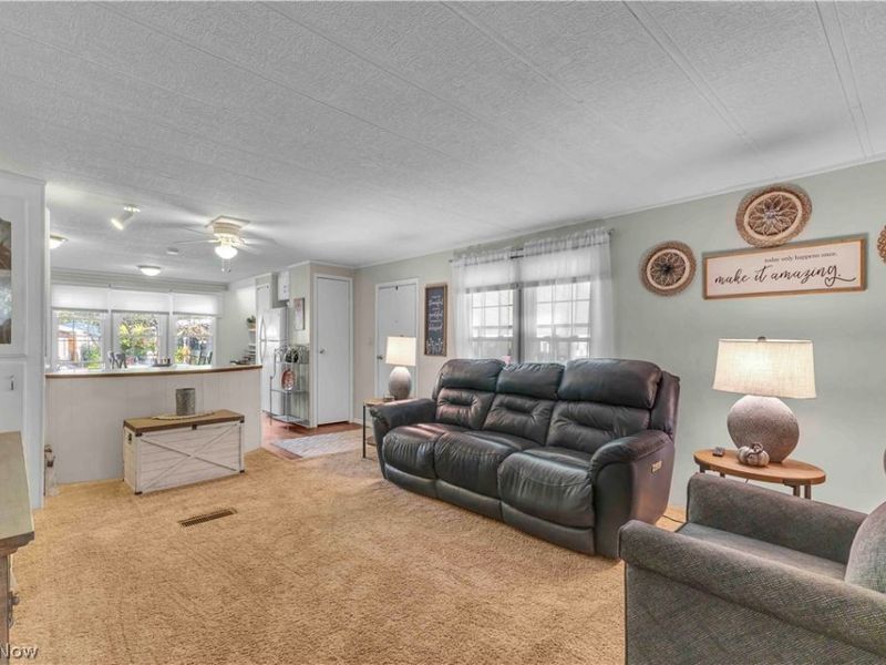 131 Hickory Circle, Elyria, OH 44035 Photo 19