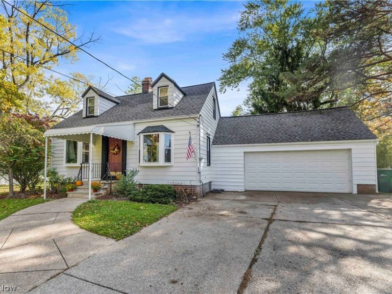 2950 Hillside Road, Seven Hills, OH 44131 Photo 1