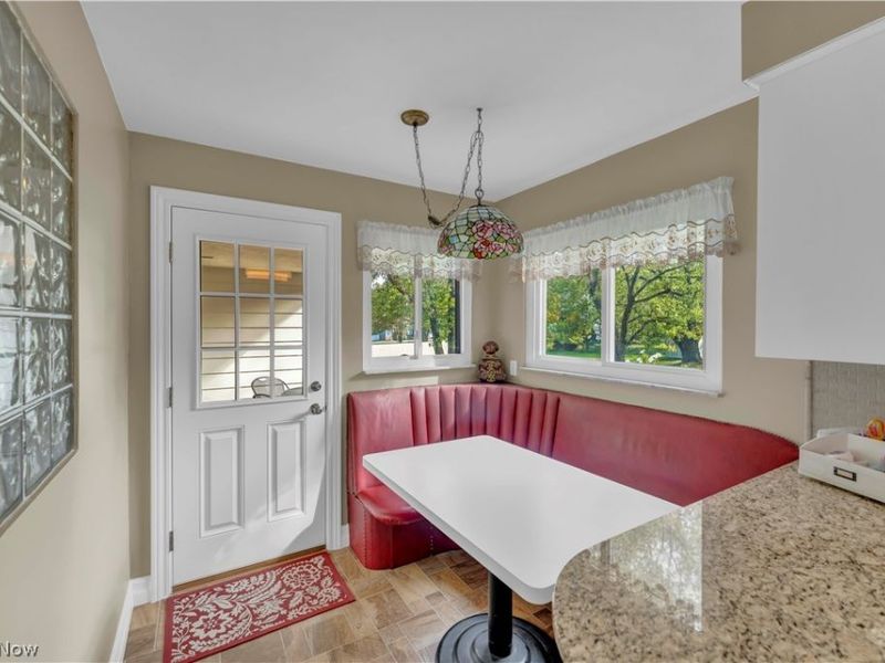 2950 Hillside Road, Seven Hills, OH 44131 Photo 6