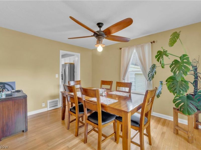 2950 Hillside Road, Seven Hills, OH 44131 Photo 8