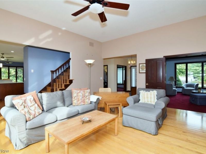 9205 Wilderness Passage Trail, Chagrin Falls, OH 44023 Photo 8