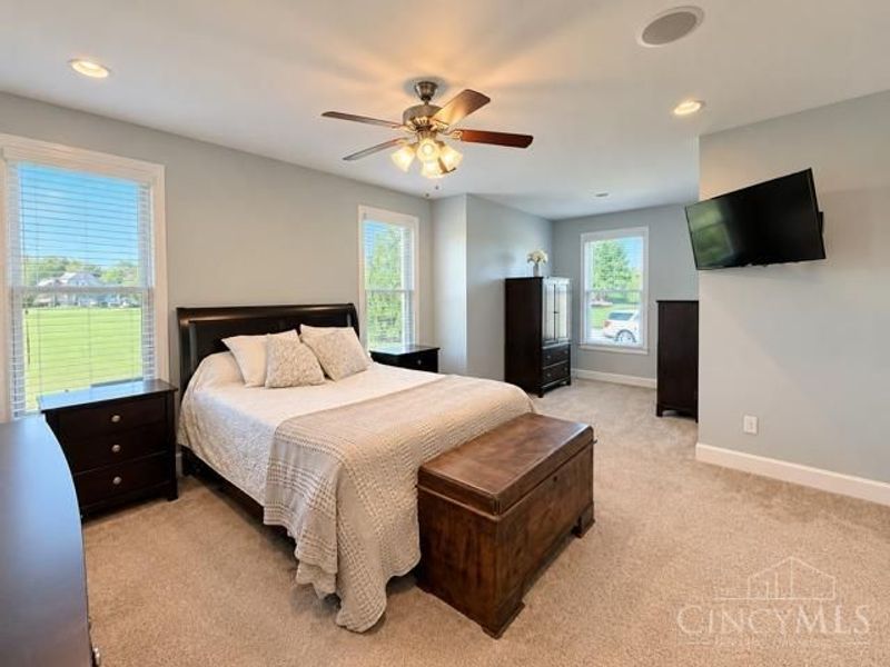 3889 Hickory Hollow Drive, Ross Township, OH 45013 Photo 9