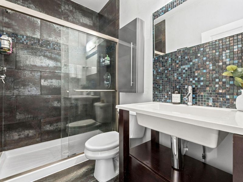 108 E 2nd Avenue, Unit 108, Columbus, OH 43201 Photo 16