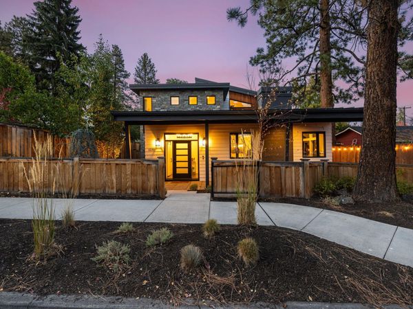 1230 NW Hartford Avenue, Bend, OR 97703