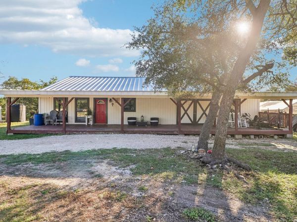 105 CUB LN, Kerrville, TX 78028