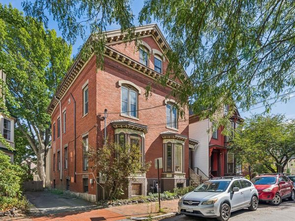 77 Carleton Street , Portland, ME 04102
