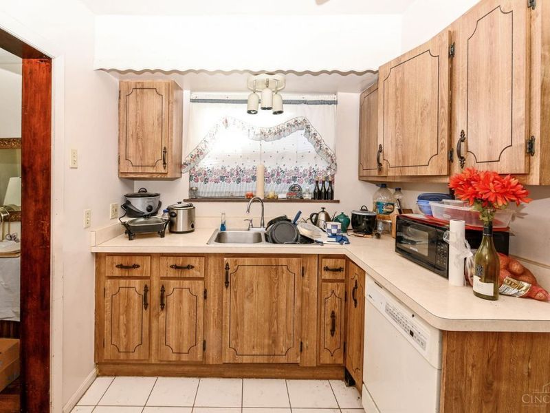 6815 Hampton Drive, Cincinnati, OH 45236 Photo 14