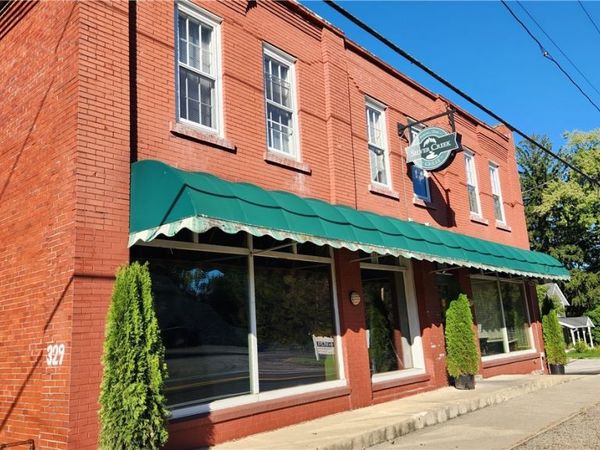 329 E Garfield Road , Aurora, OH 44202