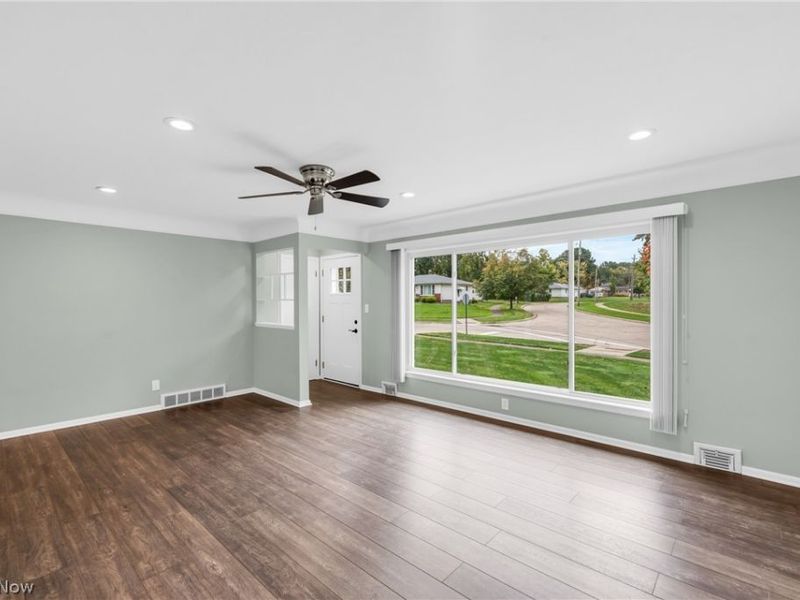 4799 N Sedgewick Road, Lyndhurst, OH 44124 Photo 5