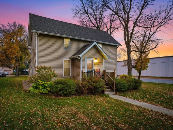651 2nd Street S, Winsted, MN 55395