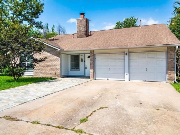12102 Missel Thrush CT, Austin, TX 78750
