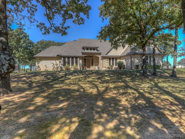 3704 Cliff Drive , Sand Springs, OK 74063