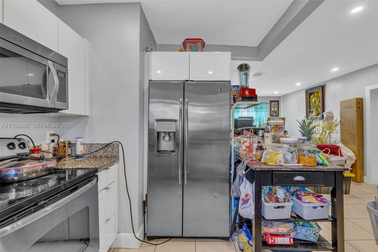 1431 NE 156th Ter, North Miami Beach, FL 33162 Photo