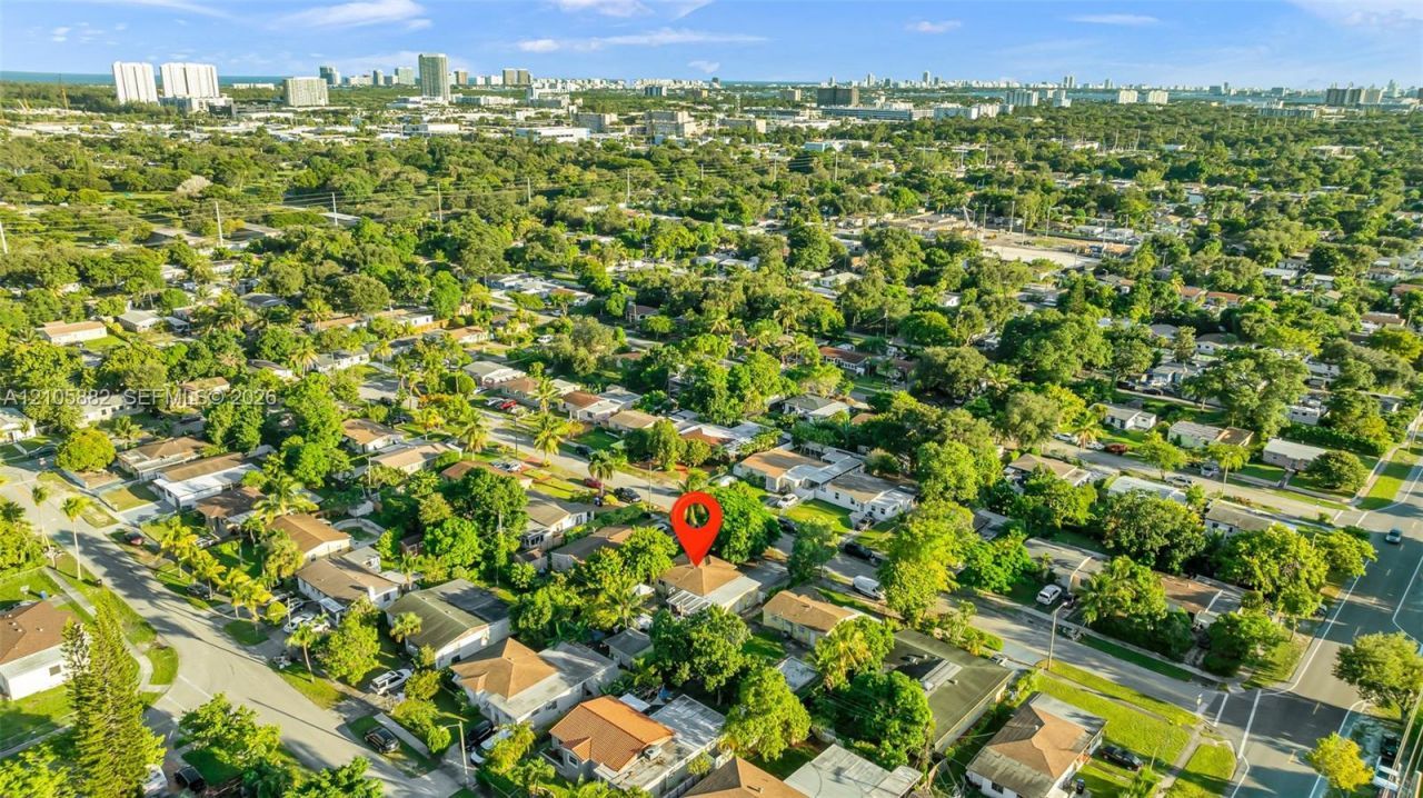 1431 NE 156th Ter, North Miami Beach, FL 33162 Photo